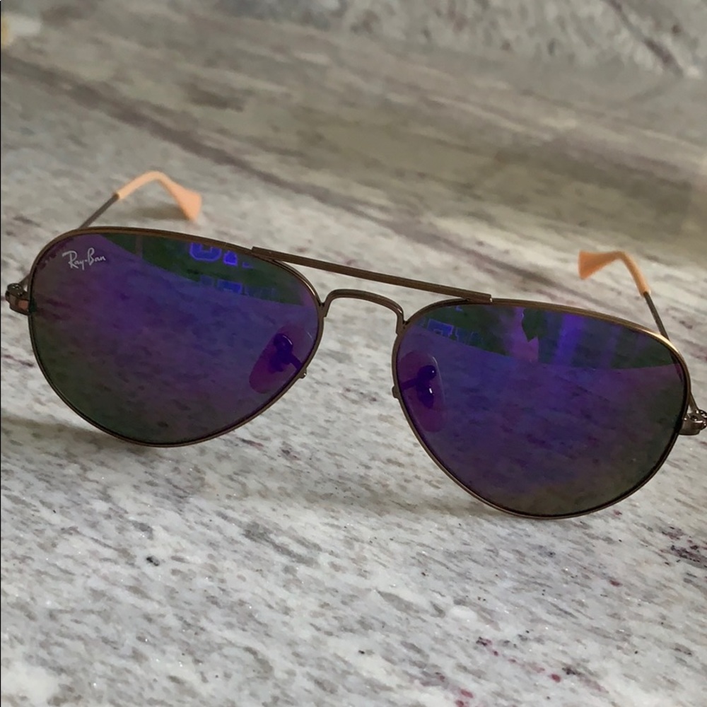 RAY BAN, Aviators w/purple lens